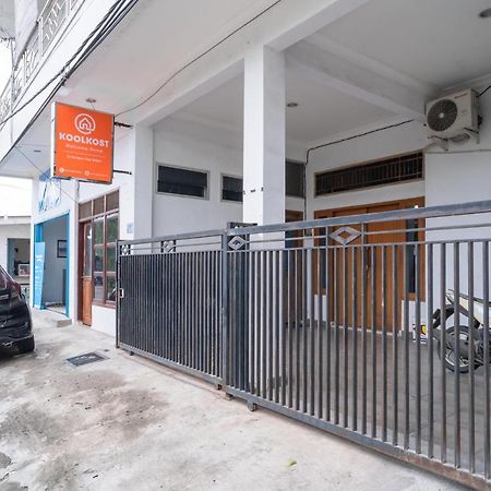 Hotel Koolkost @ Harapan Jaya Bekasi Extérieur photo