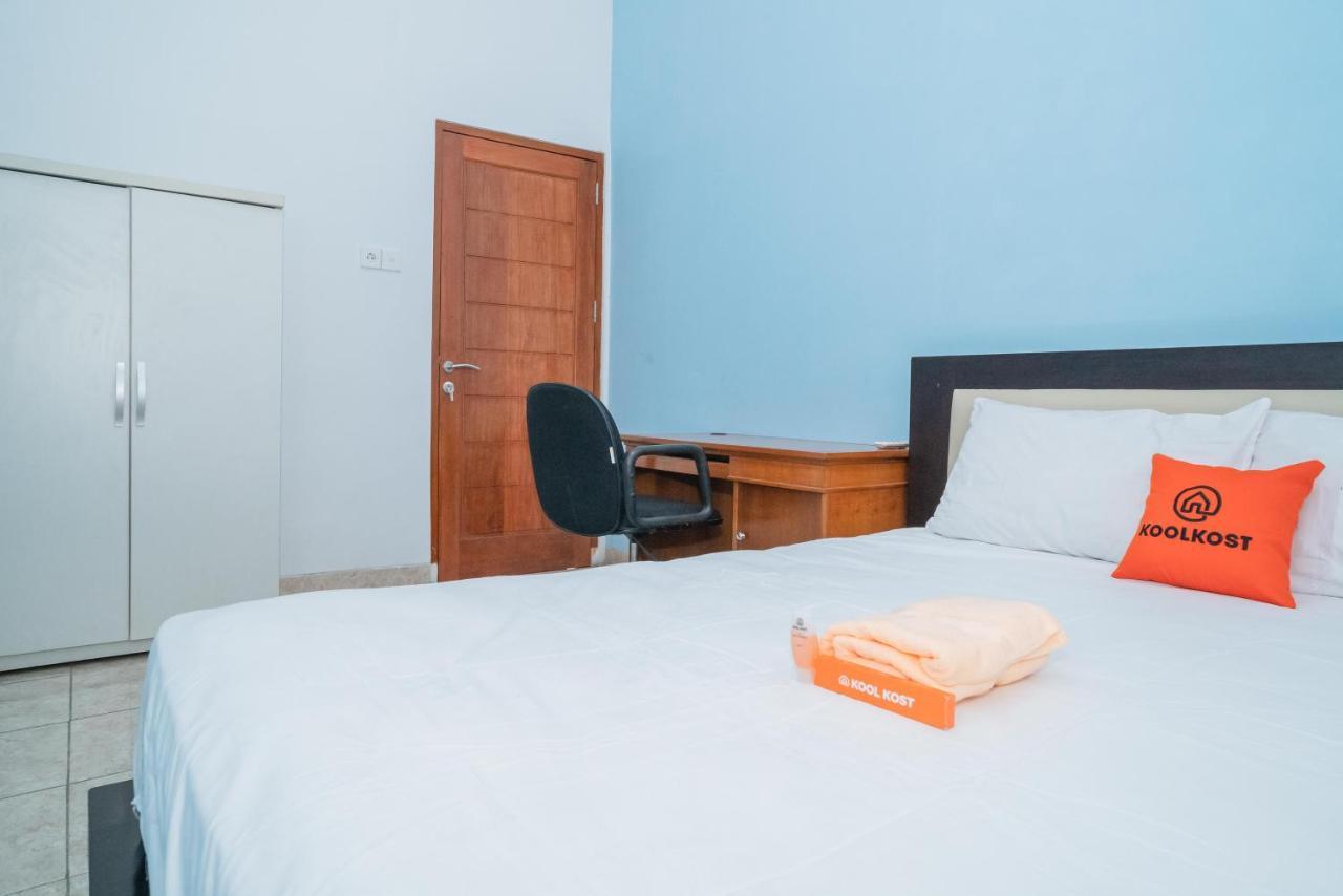 Hotel Koolkost @ Harapan Jaya Bekasi Extérieur photo