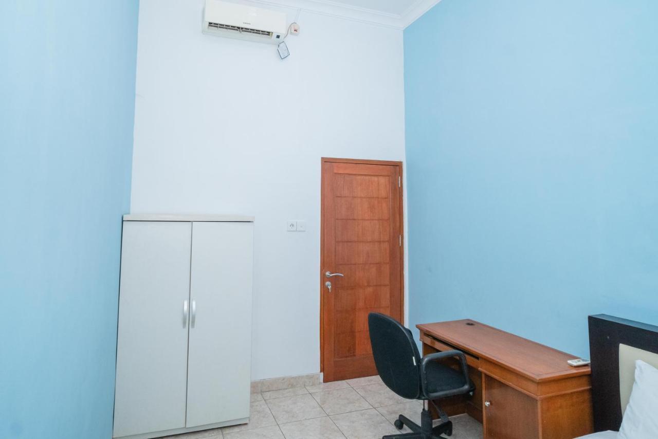 Hotel Koolkost @ Harapan Jaya Bekasi Extérieur photo